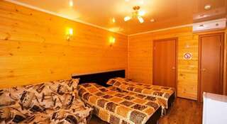 Гостевой дом Skazka Витязево Двухместный номер с 1 двуспальной кроватью и дополнительной кроватью-4